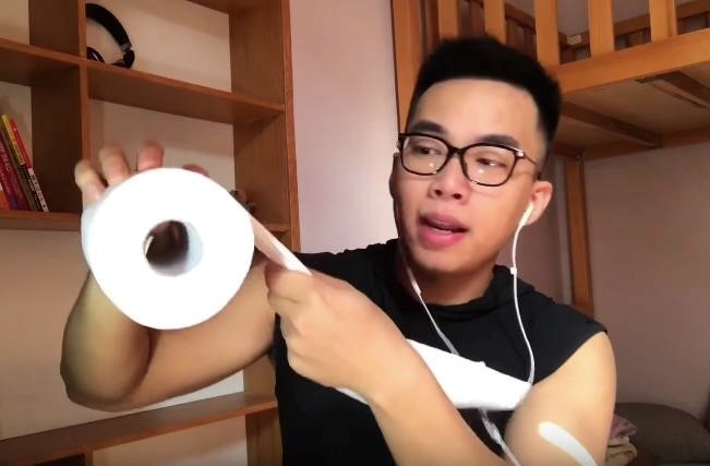 YouTuber huong dan tre 14-16 tuoi thu dam gay tranh cai