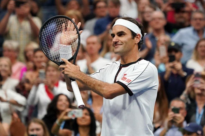 Roger Federer tro thanh tay vot giau nhat hanh tinh nhu the nao