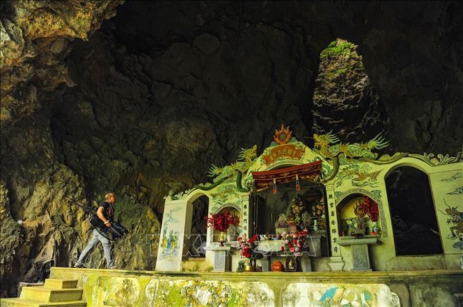 Chiem nguong ve dep ky thu cua dong Thien Huong, Ninh Binh