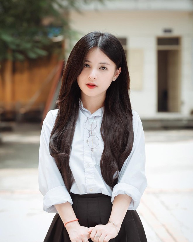 MC Vu Thu Hoai va loat hot girl xung danh 'che Thai gai Tuyen'-Hinh-5