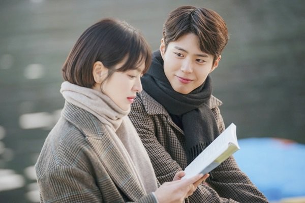 Song Hye Kyo bi tung bang chung hen ho voi dan em hau ly hon-Hinh-3