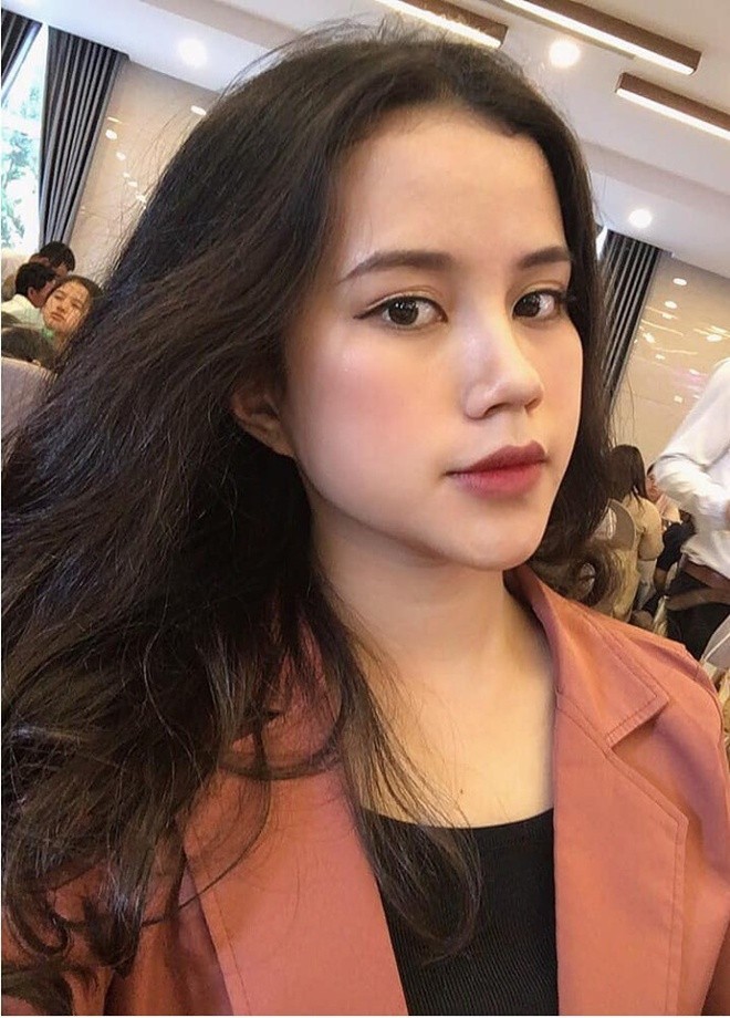 Hot girl khai giang va cac nu sinh THPT noi tieng trong nam 2019-Hinh-8