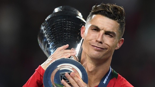 Cristiano Ronaldo kiem va tieu tien ra sao?