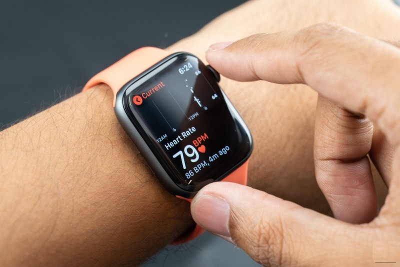 Khôi hài khi Apple Watch bị kiện vì tính năng theo dõi nhịp tim