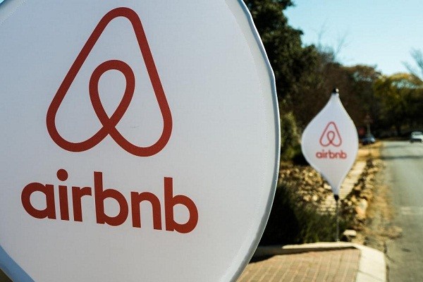 Airbnb hoan tien khong tinh phi khach dat phong anh huong dich