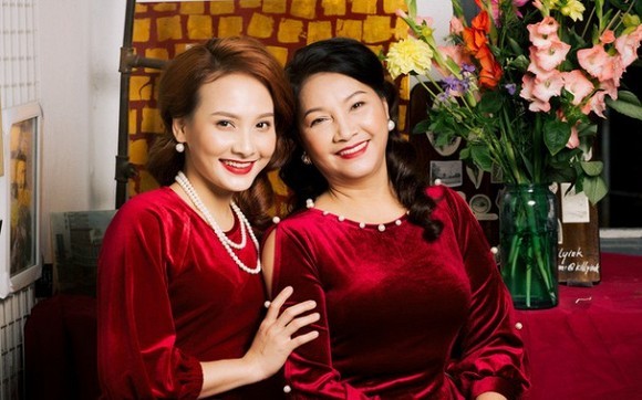 Bao Thanh he lo anh me thoi tre, nhan sac xinh dep den ngo ngang-Hinh-5