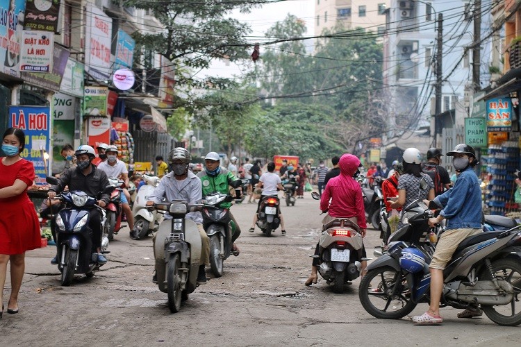 Thuc pham cho dan sinh dat hang nhu tom tuoi