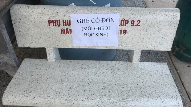 'Chiec ghe co don'' viral MXH ngay hoc sinh tro lai truong