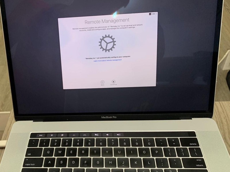 Khong nen mua hang cu nhung macbook nay tai Viet Nam-Hinh-2