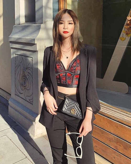 Hotgirl ten la: Nguoi la 