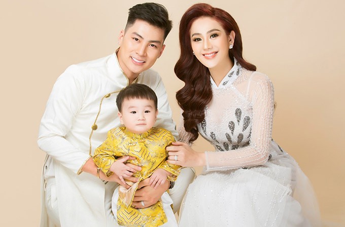 Chong Lam Khanh Chi duoc gai xinh tan tinh, moi ve tan nha-Hinh-3