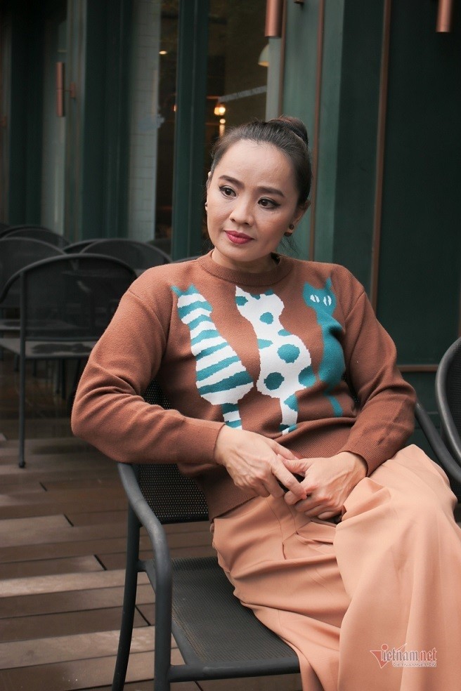 Hoai An 'Nguoi dep Tay Do' va qua khu dam nuoc mat-Hinh-10