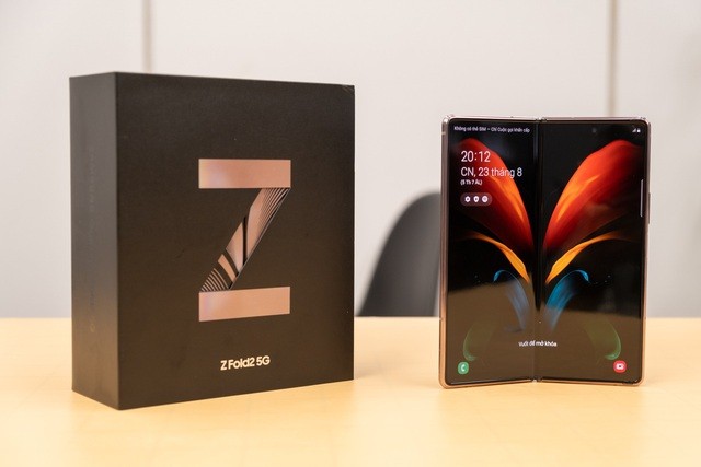 Galaxy Z Fold2 ban duoc 1.000 may tai Viet Nam