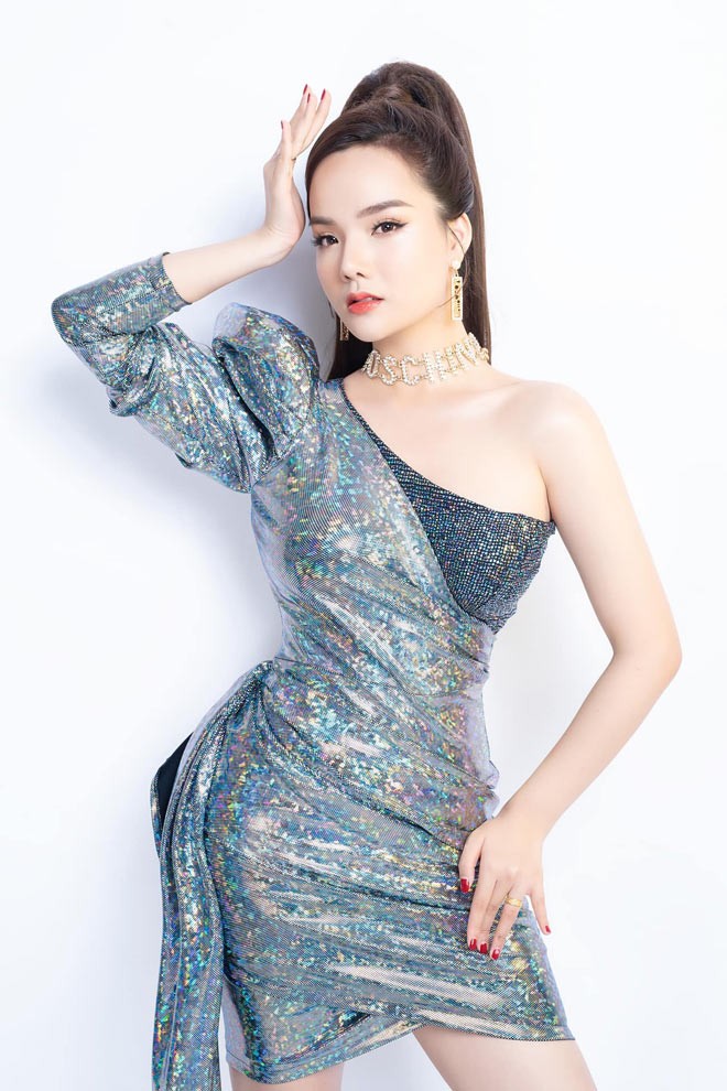 Nu CDV noi tieng Anh nhu gio gay sot song truyen hinh-Hinh-10