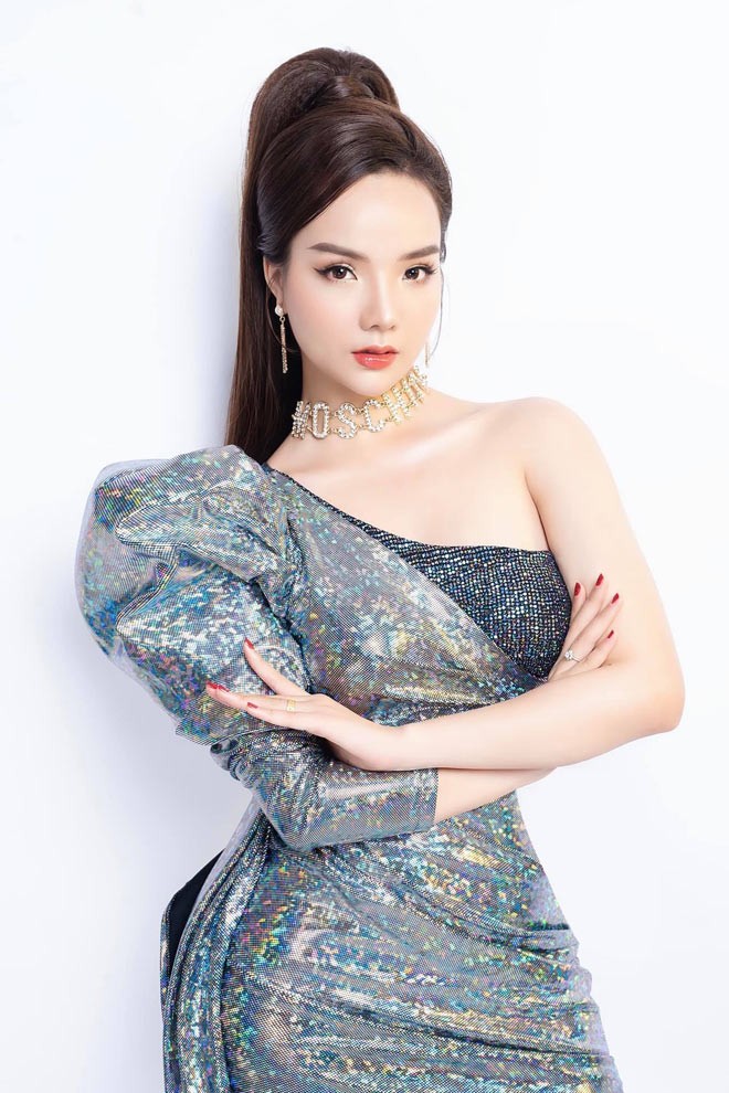 Nu CDV noi tieng Anh nhu gio gay sot song truyen hinh-Hinh-9