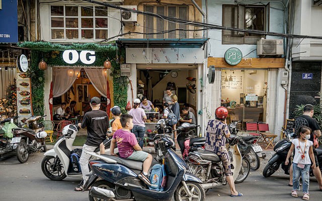 Hang banh gio pho co ban 4 tieng het 250 chiec