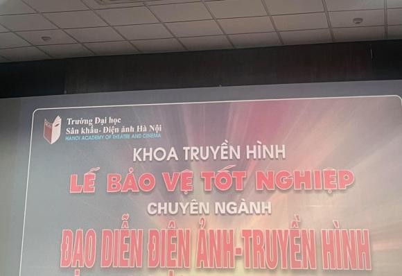 Dien vien Viet Anh van lo mo den sach de bao ve tot nghiep Dai hoc-Hinh-2