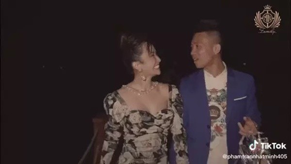 Minh Nhua lam gi ma vo hai da 30 tuoi van nhu nu sinh?-Hinh-2