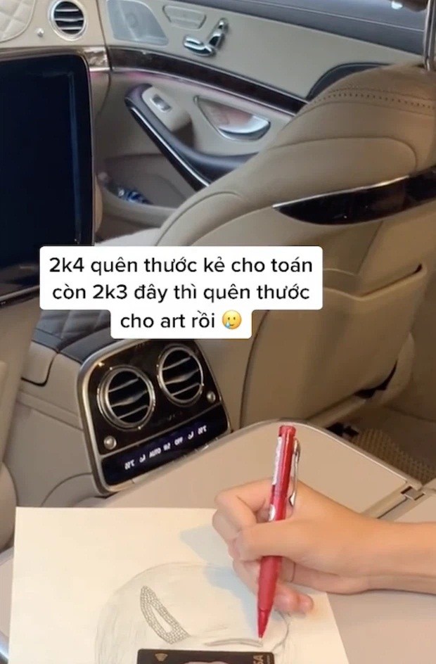 Rich kid Gia Ky lay the den lam thuoc ke art, ngoi tren sieu xe-Hinh-2