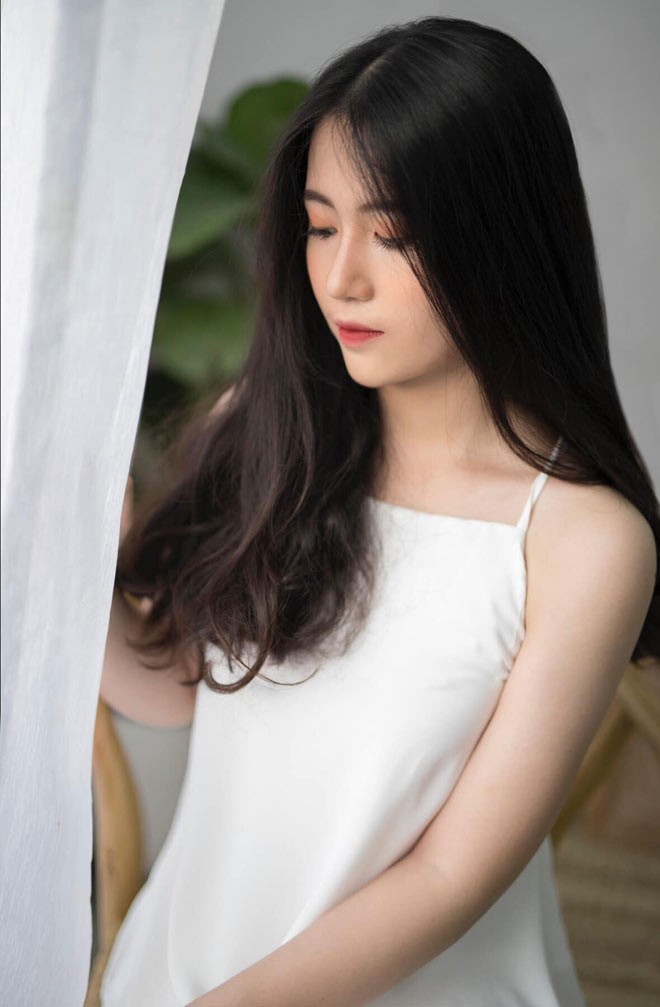 Biet len cap 3 phai mac ao dai, co gai lot xac dep nhu nang tho-Hinh-6