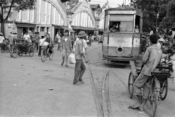 Hinh anh Ha Noi thoi bao cap: Binh yen va than thuoc-Hinh-3