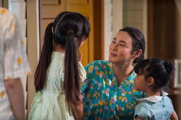 Trua nang nhu lua, me toi mac quan ong thap ong cao di tham con chau