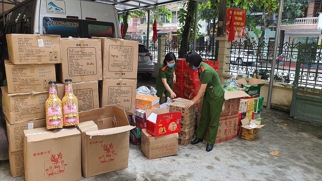 Chai bong ngo sieu to khong lo hut khach, shop ban 500 chai moi thang-Hinh-4