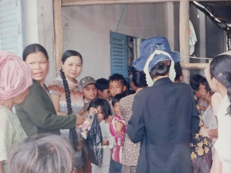 Thuy Tien “choang vang” vi dua me bao nhieu tien cung het-Hinh-11