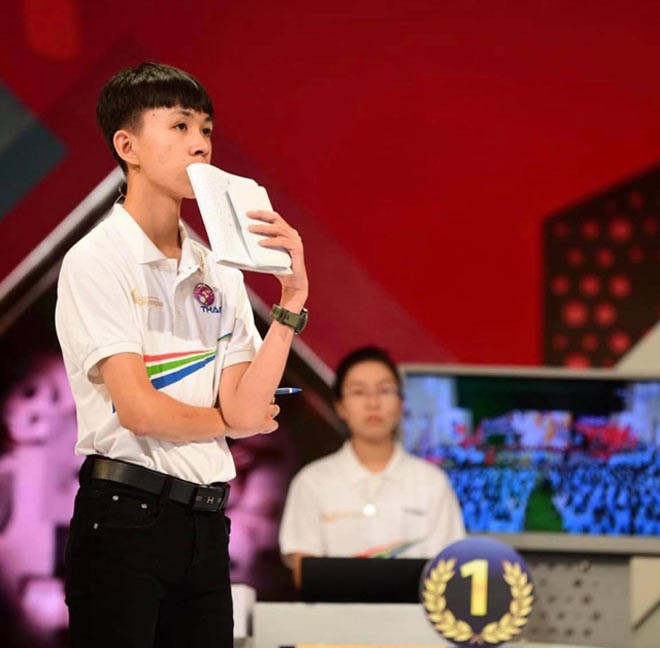 Chang trai gay tiec nuoi nhat chung ket Olympia 2020 bat ngo voi diem thi THPT-Hinh-3