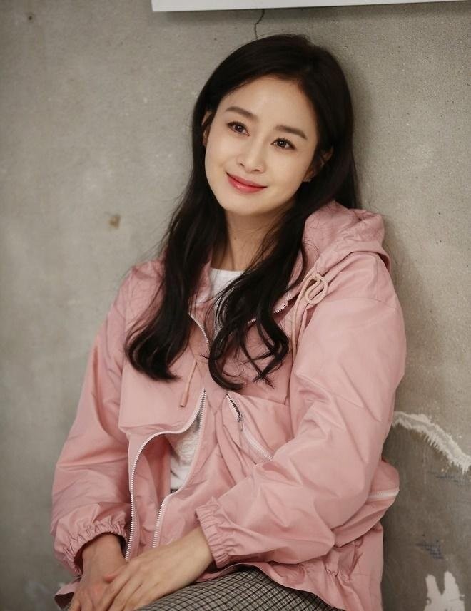 Kim Tae Hee bat mi 5 bi quyet giu da tuoi tre du da cham nguong 41