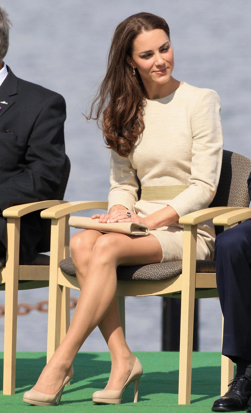 Cach Cong nuong Kate Middleton giu doi chan san chac-Hinh-4