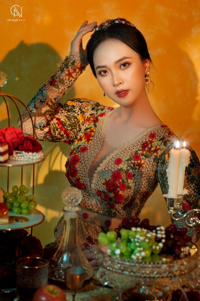 Hot girl xu Nghe quyen ru trong concept 