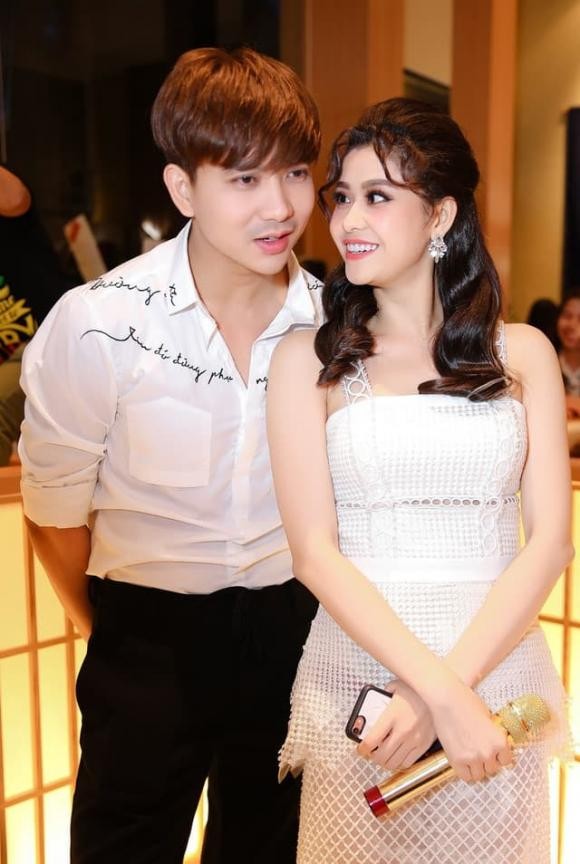 Tim vo tinh tiet lo tinh trang quan he sau tin don tai hop Truong Quynh Anh-Hinh-3