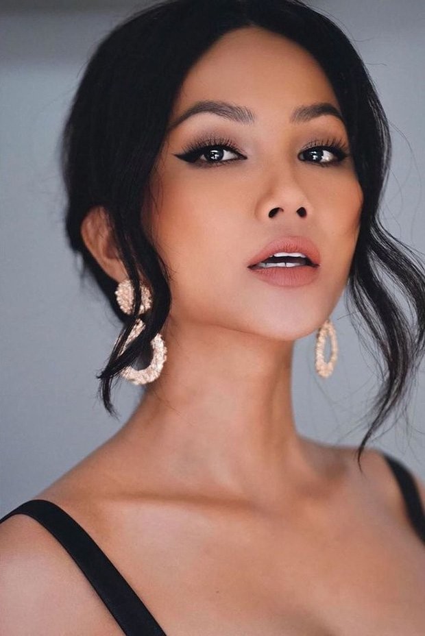 HHen Nie chi tram trieu de di co vu Kim Duyen thi Miss Universe-Hinh-2