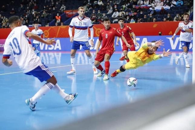 Tu bong chuyen den Futsal va Cong dan tre tieu bieu TP. HCM-Hinh-5