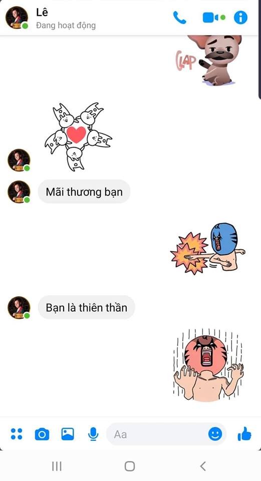 Trach Dong Nhi khong gui thiep cuoi, Ngo Kien Huy bi ban than 