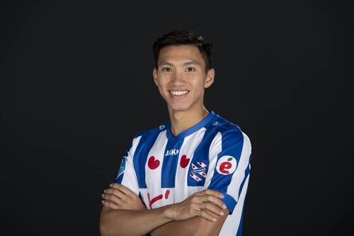 Fanpage SC Heerenveen mat 35.000 luot like vi Van Hau ve nuoc-Hinh-5