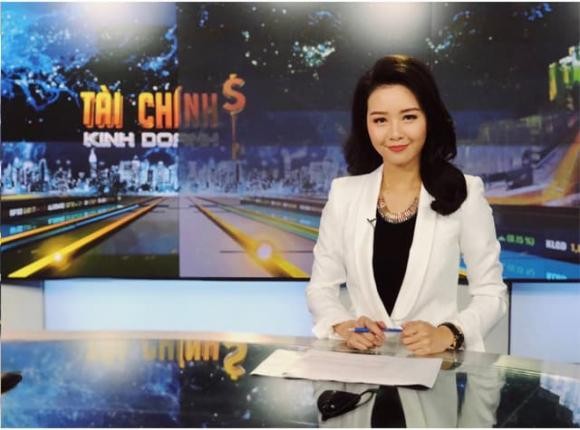 Nhan sac BTV Minh Hang VTV bi cat song vi mat qua tre-Hinh-3