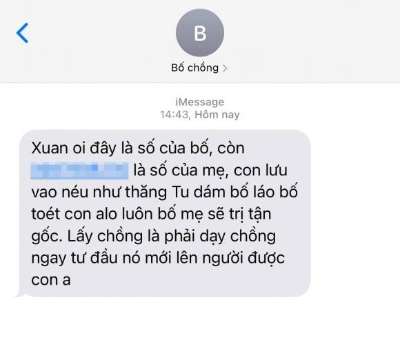 Vua ra mat, con dau ngo ngang nhan tin nhan tu bo chong tuong lai