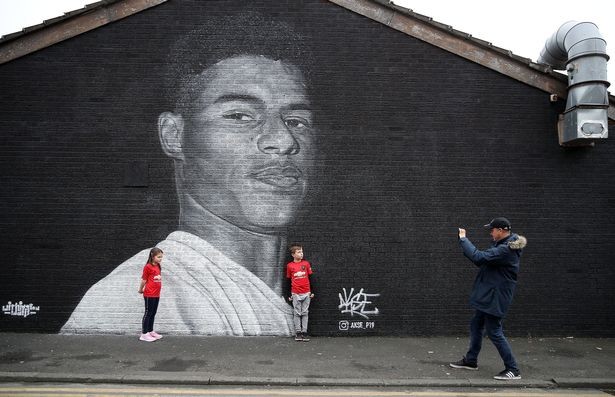 Marcus Rashford - nguoi hung xu so suong mu ra sach, lam tu thien-Hinh-3