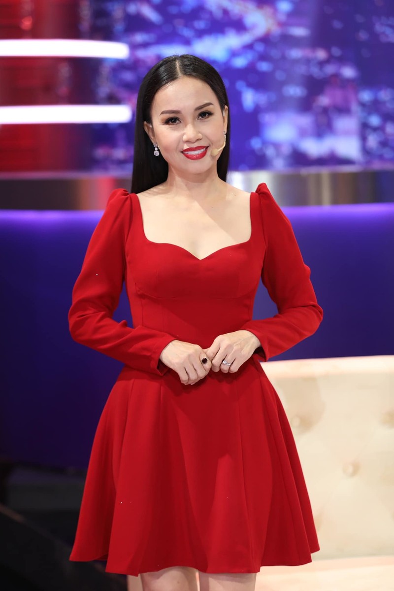 Hon nhan hanh phuc cua 3 chi em ca si giau nhat showbiz Viet