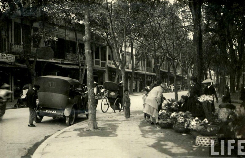 Ngam Ha Noi xua va nay qua nhung goc anh cuc hiem