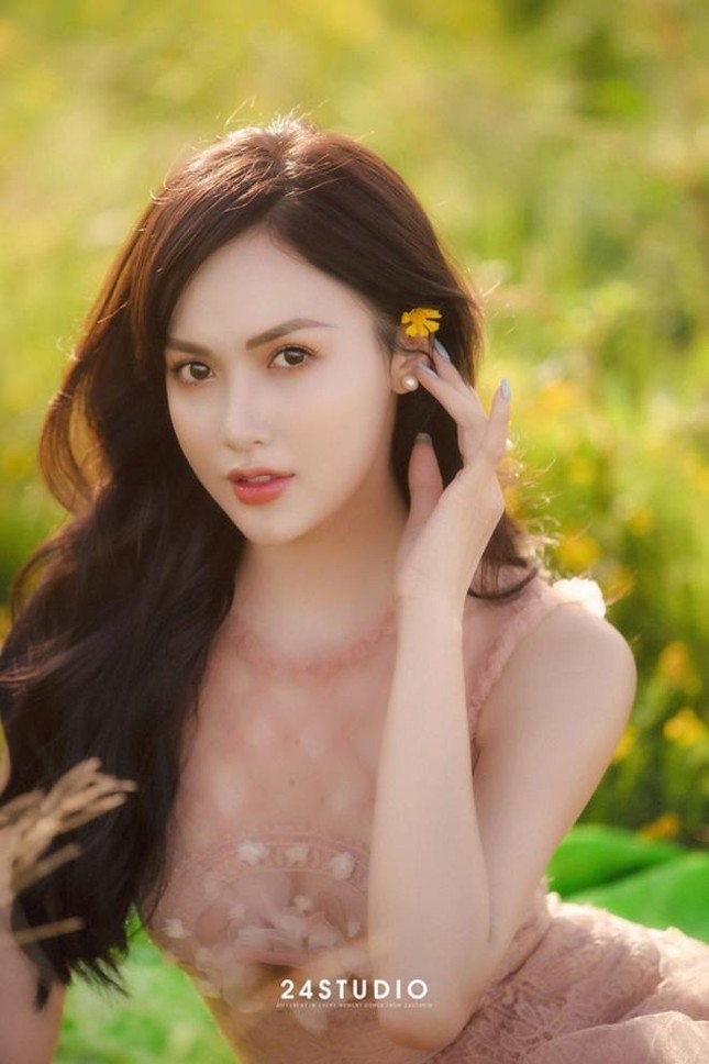 Nu MC xu Thanh dep ngot ngao thi Miss Grand Vietnam 2022-Hinh-3