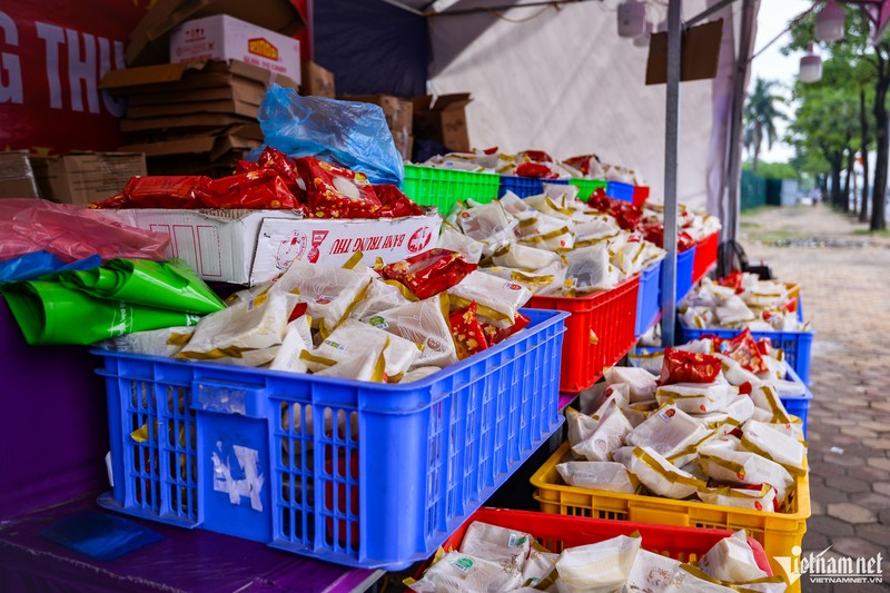 Trung thu qua da lau, banh nuong con day ro-Hinh-3