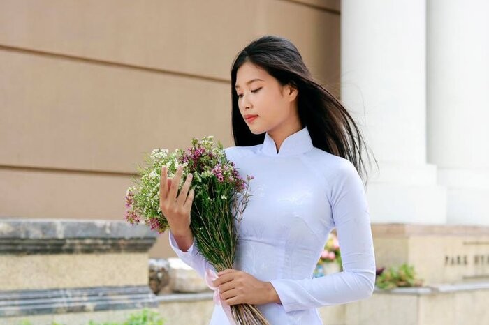 Tan Miss Grand Vietnam 2022 thoi ao dai den truong-Hinh-9