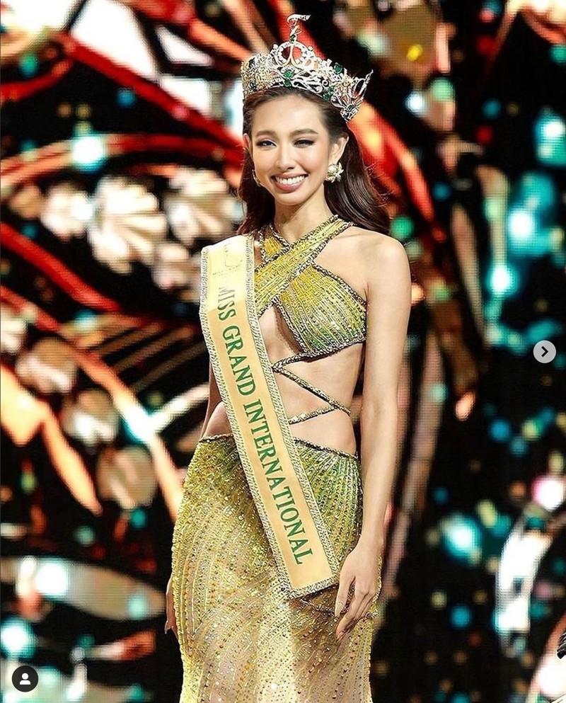 Ngam nhan sac hoa hau Miss Universe va Miss Grand 10 nam qua-Hinh-3