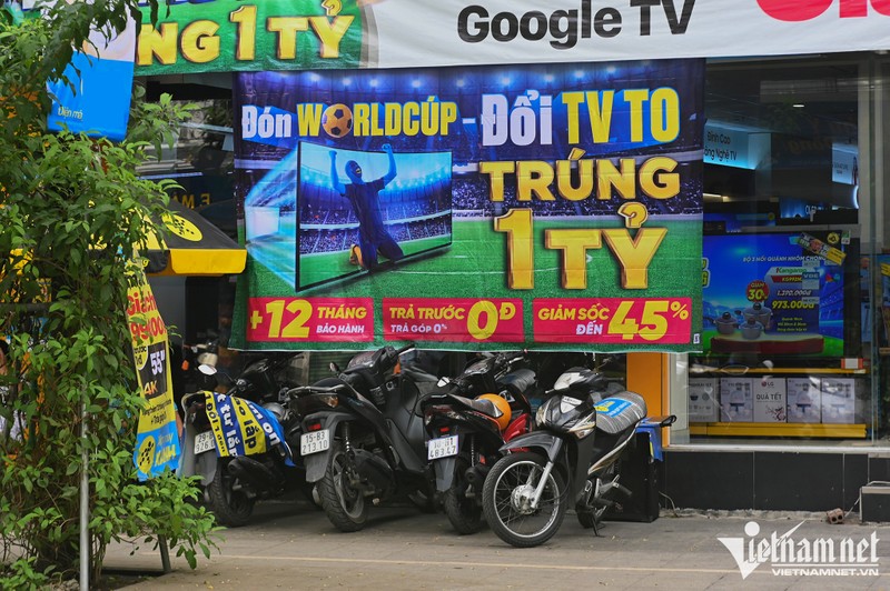 Cac quan nhau, ca phe Ha Noi moi goi khach den xem World Cup-Hinh-3