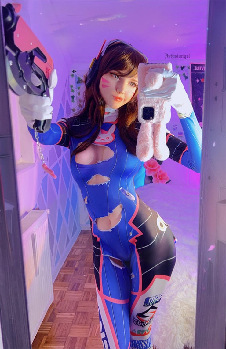 “Do mat” voi man cosplay nhan vat D.Va trong game Overwatch 2-Hinh-5