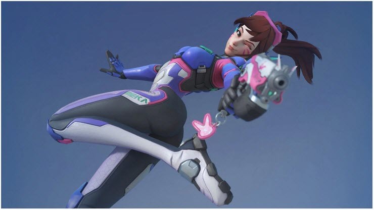 “Do mat” voi man cosplay nhan vat D.Va trong game Overwatch 2