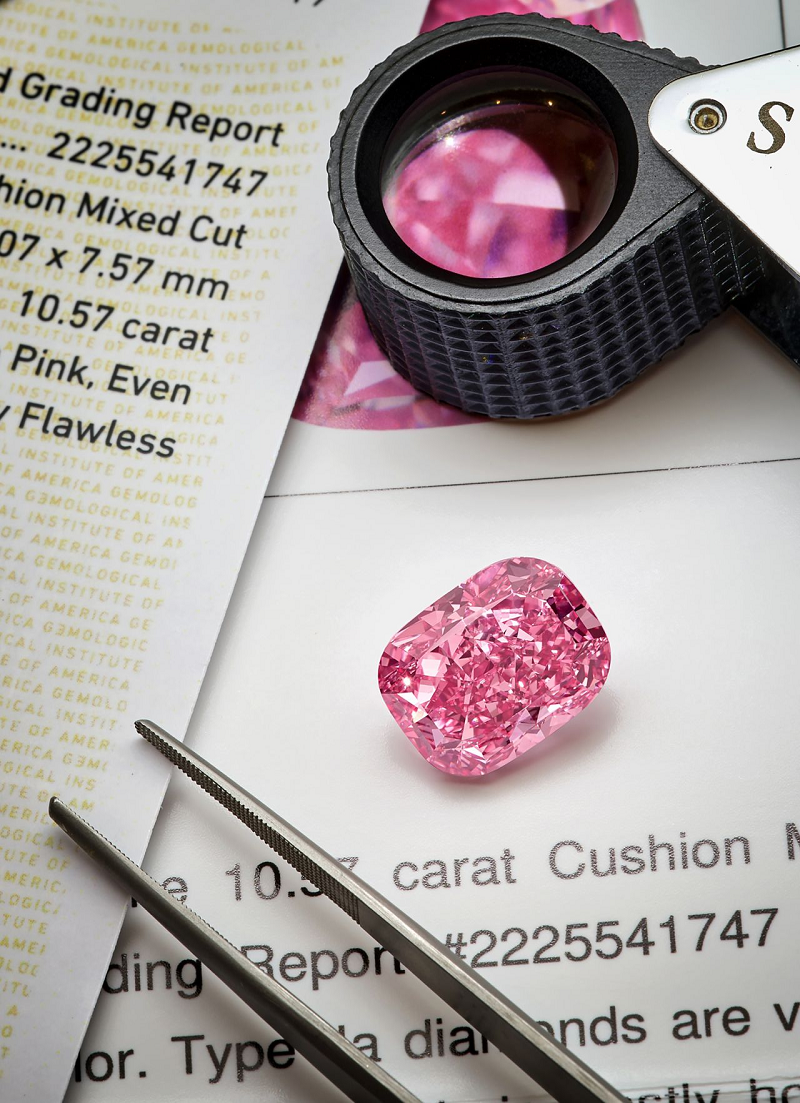 Viên kim cương hồng siêu hiếm dự kiến mang về 35 triệu USD ảnh 1